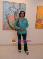 Medha Jalota at Sunita Kumar_s art exhibition in Jehangir on 25th Nov 2009.JPG